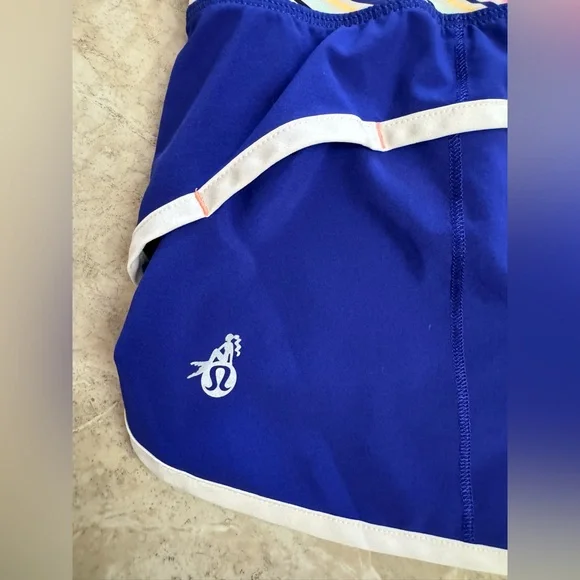 Lululemon Seawheeze Speed Up Shorts LR 2.5” size 4 - Picture 3 of 7